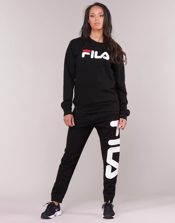 offering the Fila