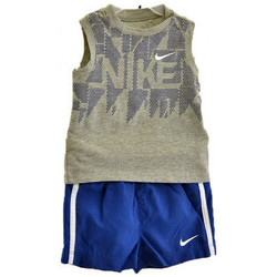 Textil Criança T-shirts e Pólos Nike top Sportcompletinfantile Cinza