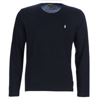 Spray Ralph Lauren Polo Deep Blue at least 15-20cm from the area of application