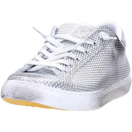 2 Stars  Multicolor