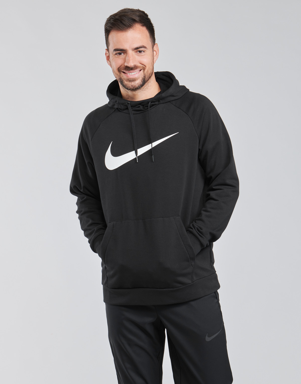 Textil Homem Sweats Nike NIKE DRI-FIT Preto