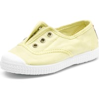 Sapatos Criança Sapatilhas de ténis Cienta Chaussures en toiles  Tintado jaune pastel