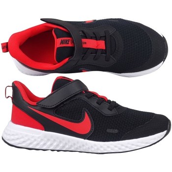 Nike Revolution 5 Preto