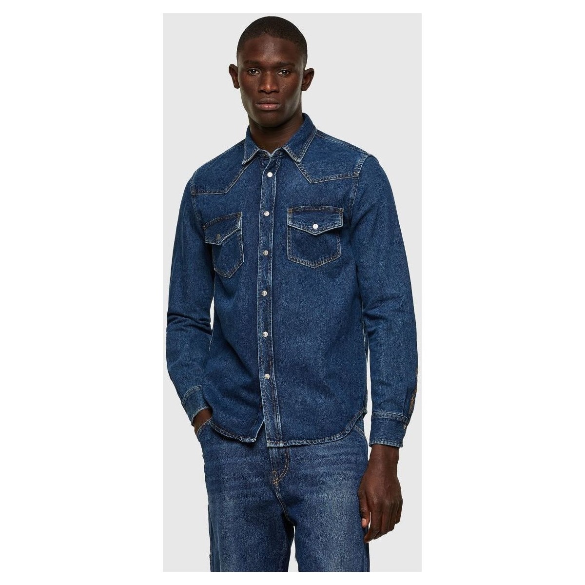Textil Homem Camisas mangas comprida Diesel A02160 0DBBH - D-EAST-P1-01 Azul