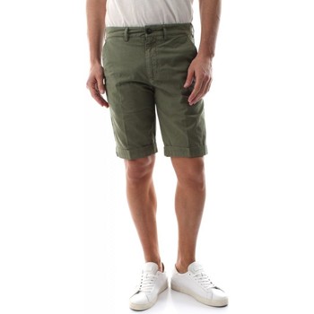 Textil Homem Shorts / Bermudas 40weft SERGENTBE 6011/7031-W1765 VERDE LICHENE Verde