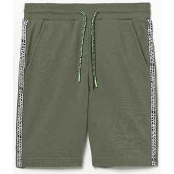 Textil Rapaz Shorts / Bermudas Toalha de praiaises Calções calções ASHBO Verde