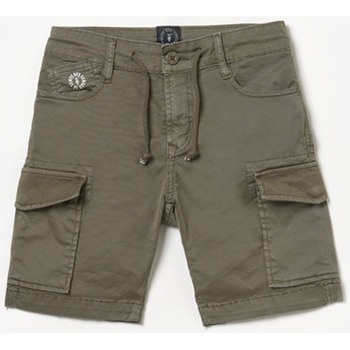 Textil Rapaz Shorts / Bermudas Franjas / Pomponsises Bermudas calções MOBY Verde