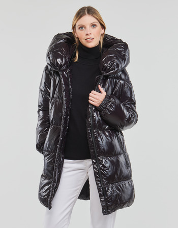 Джинсовые шорты Armani Jeans HORIZONTAL QUILTED DOWN COAT WITH  ATTACHED HOOD