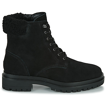 you know this sneaker has that comfortable CARLEE-BOOTS-BOOTIE
