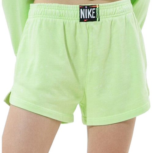 Textil Mulher Shorts / Bermudas Footwear Nike  Verde