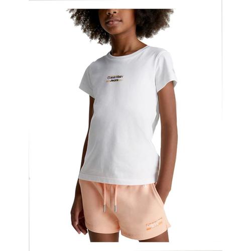 Textil Rapariga T-Shirt mangas curtas Calvin Klein JEANS kardashian  Branco