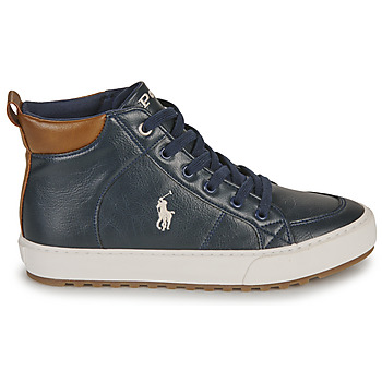 They are very comfortable and ideal sneakers to combine with any outfit JAXSON