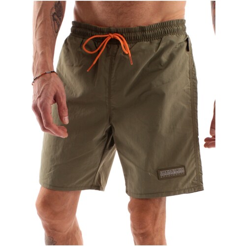 Textil Homem Shorts / Bermudas Napapijri NP0A4GAI Verde