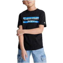 Textil Rapaz T-Shirt mangas curtas Calvin k50k505660 Klein Jeans  Preto