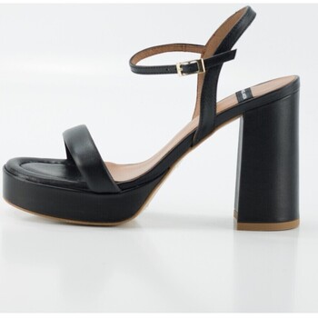 Sapatos Mulher Sandálias Angel Alarcon Sandalias  en color negro para señora Preto