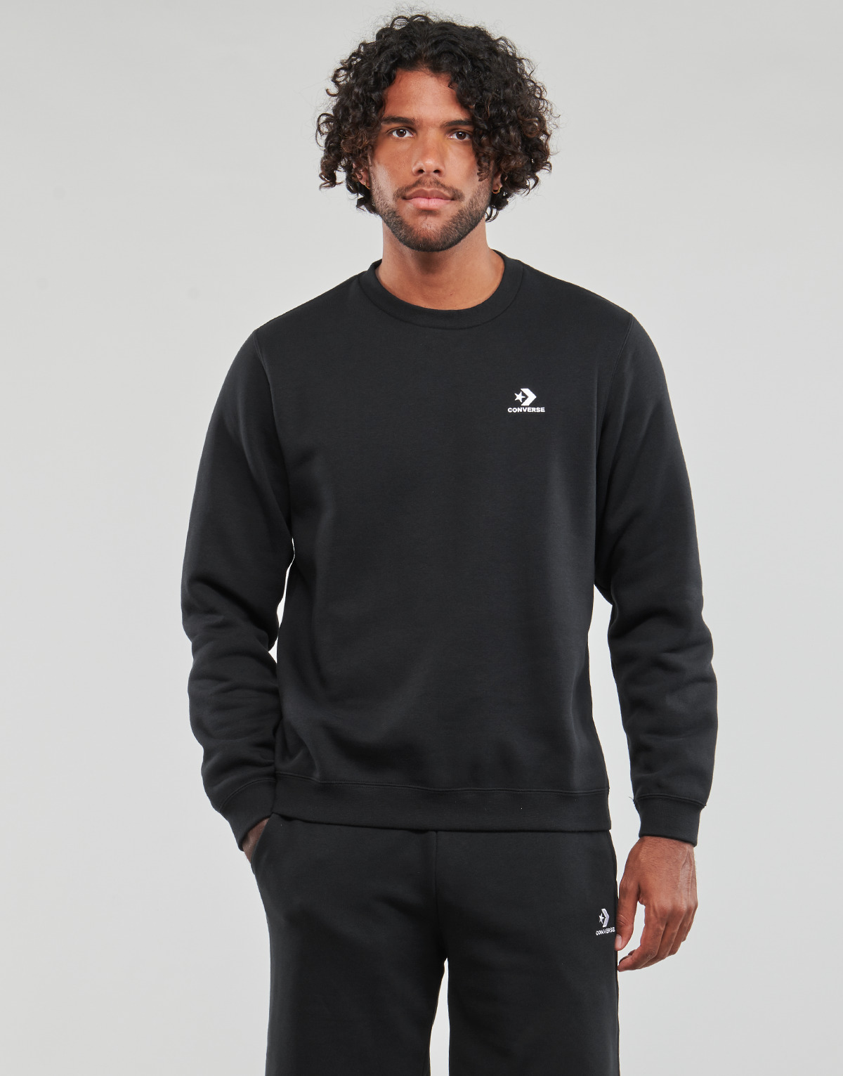 Textil Homem Sweats Converse GO-TO EMBROIDERED STAR CHEVRON FLEECE CREW SWEATSHIRT Preto