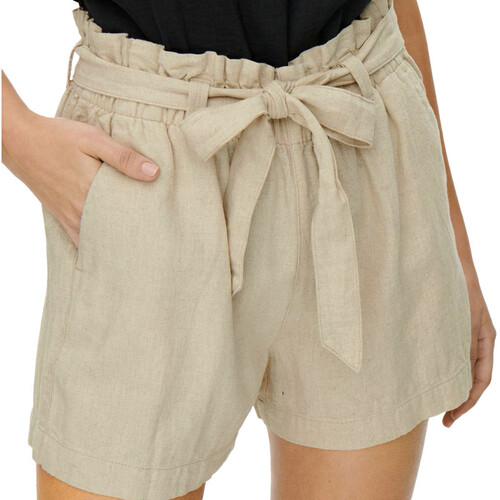 Textil Mulher Shorts / Bermudas JDY  Bege