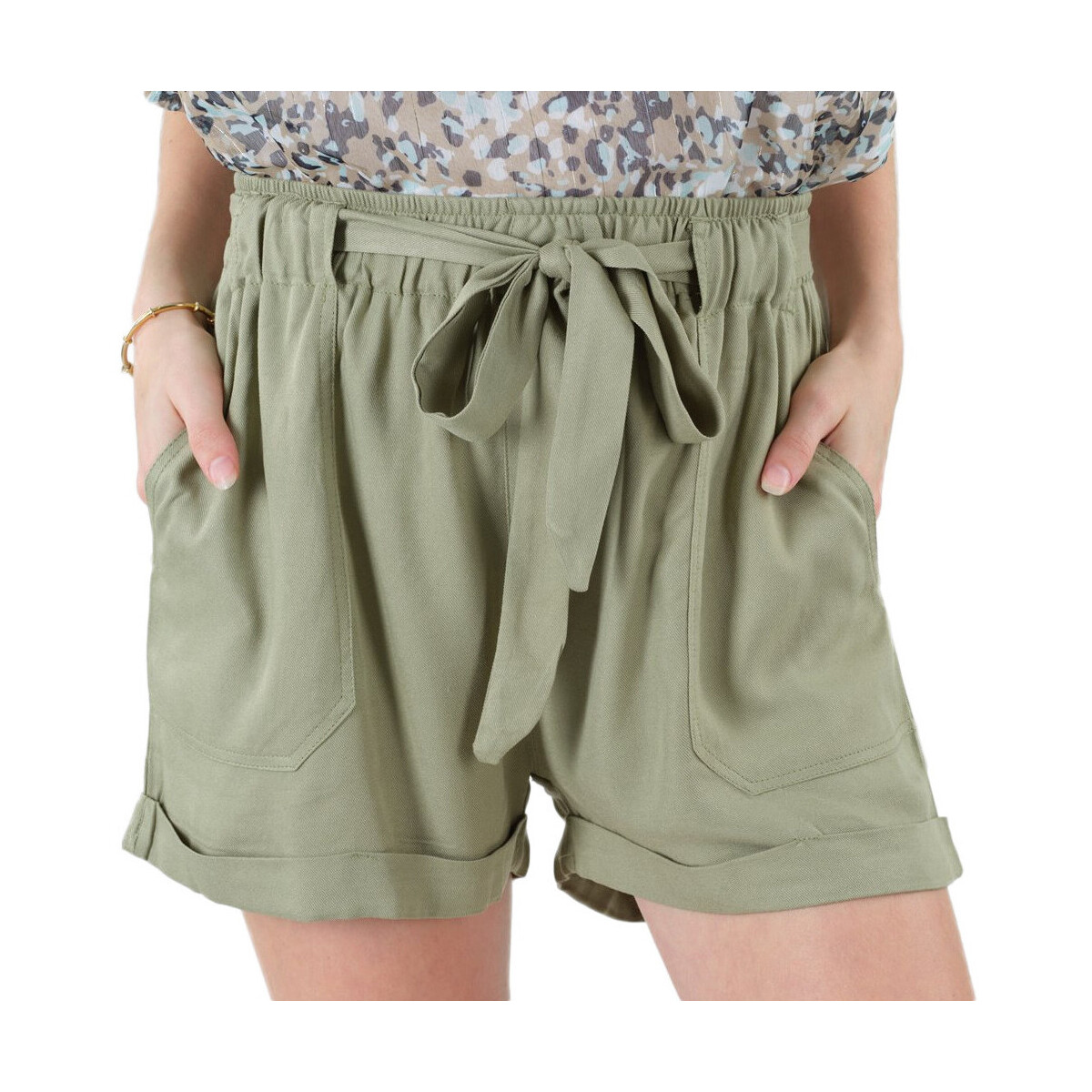 Textil Mulher Shorts / Bermudas Deeluxe  Verde