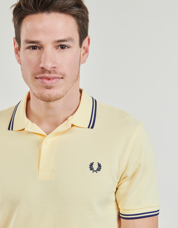 Fred Perry TWIN TIPPED FRED PERRY SHIRT Amarelo / Marinho
