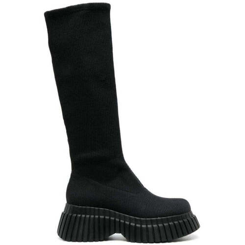Camper  Preto