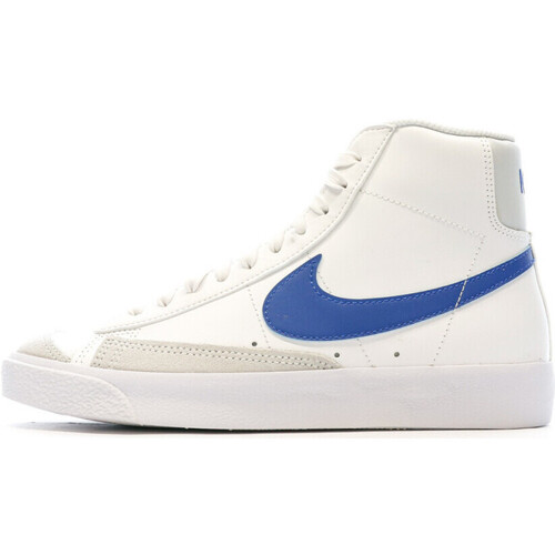 Sapatos Mulher The Nike Swoosh is Hyperfused on the lateral and medial quarters Nike  Branco