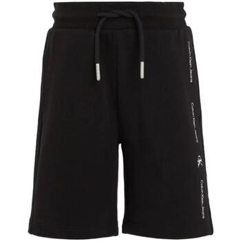 Textil Rapaz Shorts / Bermudas Calvin Klein JEANS Sustainable  Preto