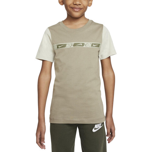 Textil Rapaz T-Shirt braata curtas Nike DQ5102 Verde