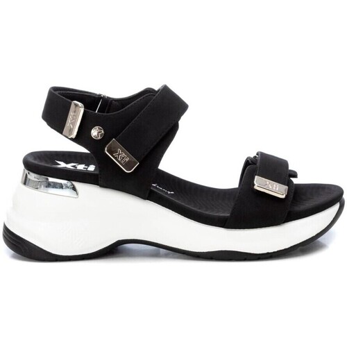 Sapatos Mulher Sandálias Xti Sandalias  en color negro para Preto