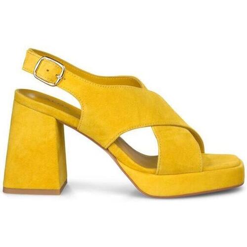 Sapatos Mulher Sandálias Pufes de exterior V240442 Amarelo