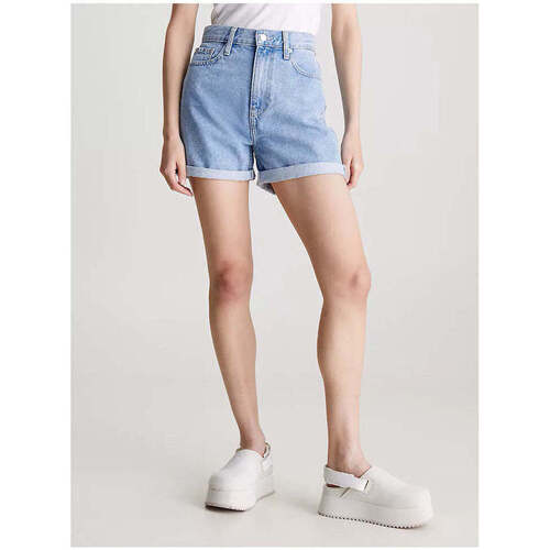 Textil Mulher Shorts / Bermudas Calvin Klein Jeans J20J222800-1A4-25-37 Outros