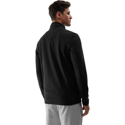 4F 4FWSS24TFLEM17520S Preto