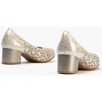 Pitillos Zapatos de salón de mujer con piel picada y tacón medio DOR Ouro