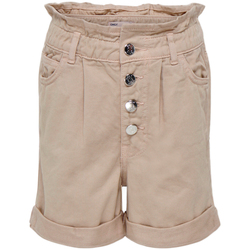 Update your Summer essentials with these timeless black chino shorts f