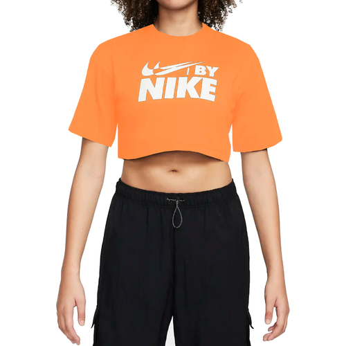 Textil Mulher T-Shirt mangas curtas Nike FZ4635 Laranja