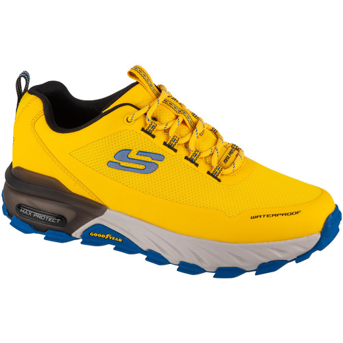 Sapatos Homem Sapatilhas Skechers Max Protect-Fast Track Amarelo