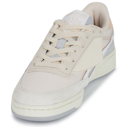 Reebok Classic CLUB C REVENGE Bege