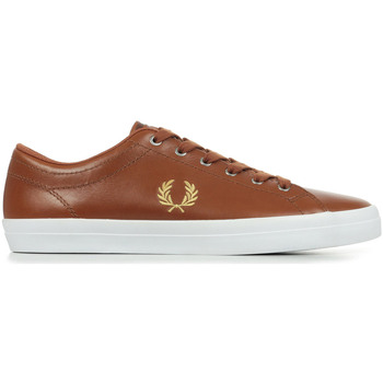 Fred Perry Baseline Leather Castanho