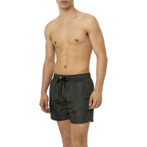 Textil Homem Shorts / Bermudas 4giveness FGBM4000 Verde