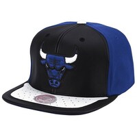 Acessórios Boné Mitchell And Ness Chicago Bulls Preto, Branco, Azul