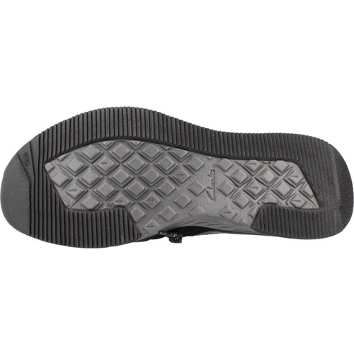 Clarks DAVIS LOW Preto