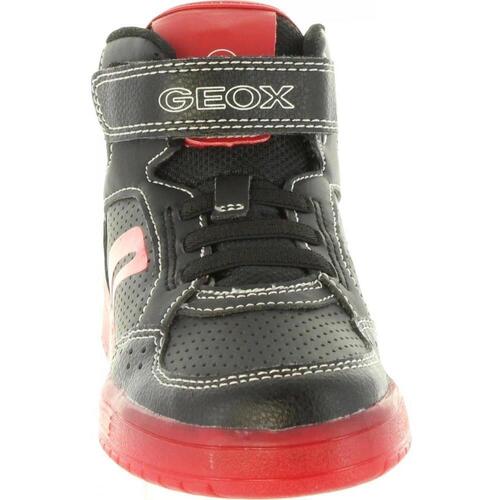 Geox J825PC 0BCBU J KOMMODOR J825PC 0BCBU J KOMMODOR