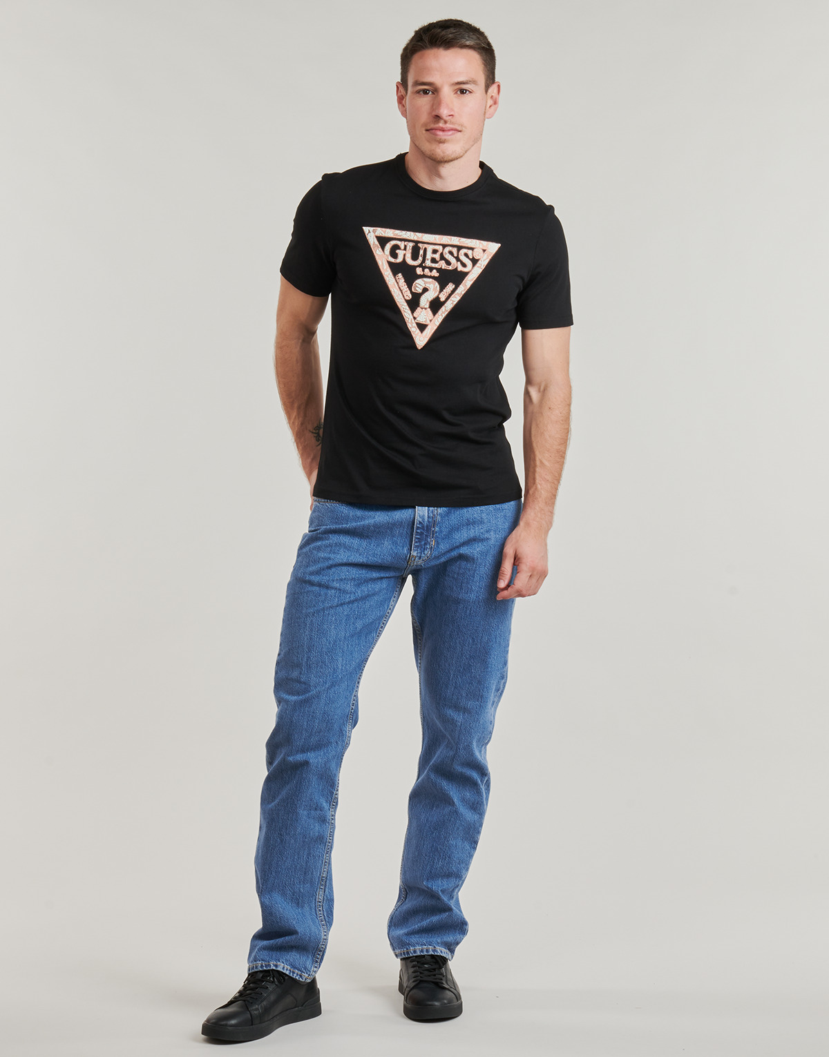 Textil Homem Calças Jeans Guess G16 STRAIGHT Ganga