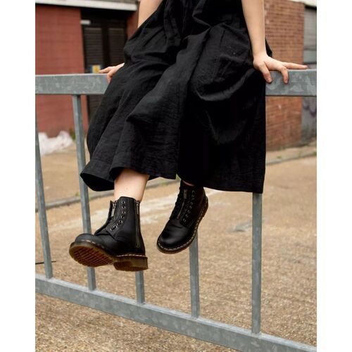Dr. Martens 23863001 - 1460 PASCAL FRNT ZIP-BLACK Preto