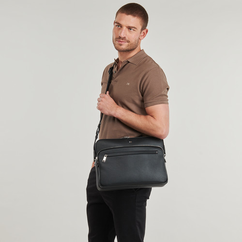 BOSS Ray Zip Messenger Preto