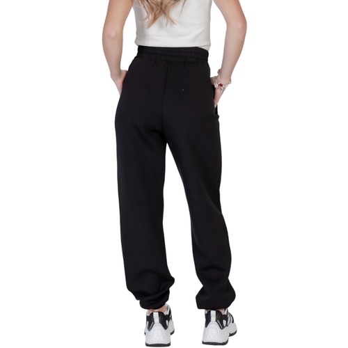 Guess CECILIA SCUBA JOGGER V4BB13 K7UW2 Preto