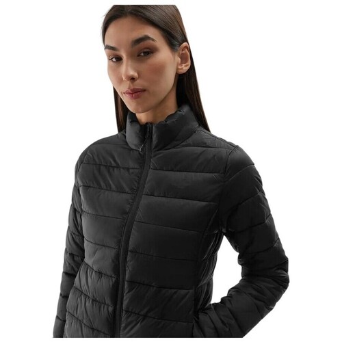 4F 4FWAW24TDJAF46720S Preto