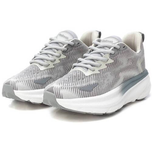 Refresh 17283402 Cinza