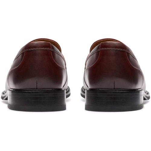 Clarks  Castanho