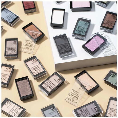 Artdeco Matte Eyeshadow - 520 Matt Light Grey Mocha Outros
