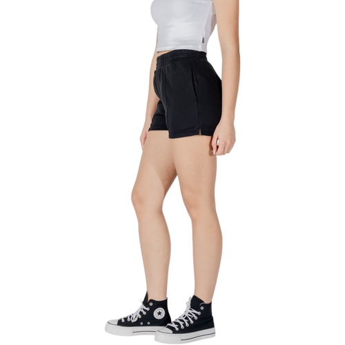 Converse STAR CHEVRON SHORT 10028417-A02 Preto